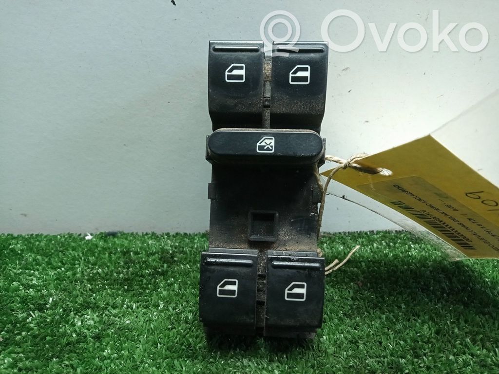 Electric window control switch   1K4959857B,4BOTONES