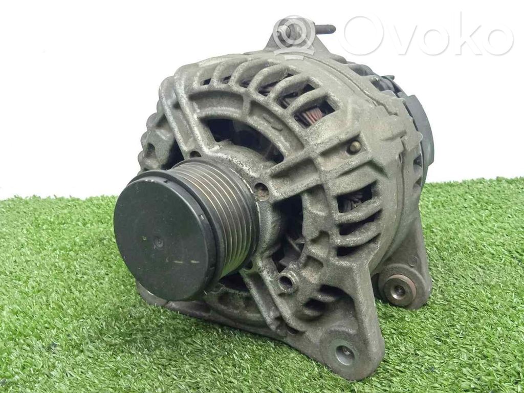 Renault Clio III Ģenerators 