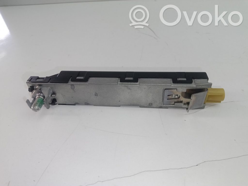 Seat Leon (5F) Radio antena 