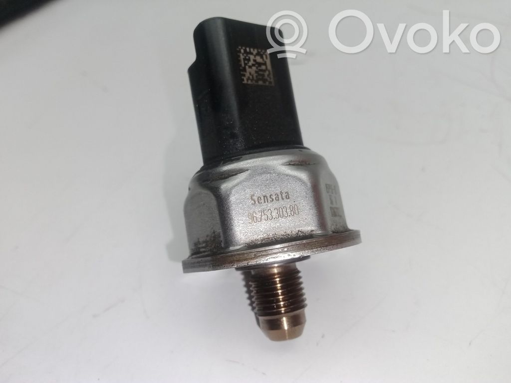 Sensor de presión del aceite   9675330380