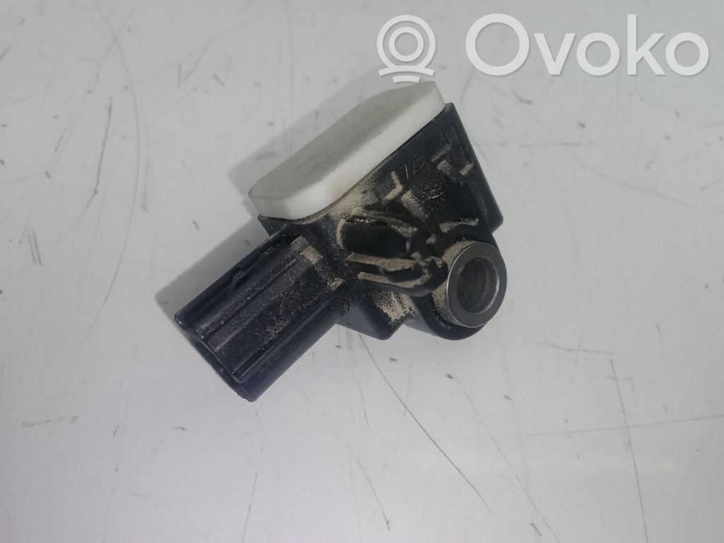 Capteur   8M5T14B342AC