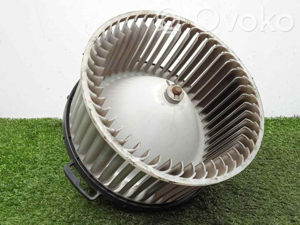 Mazda 5 Mazā radiatora ventilators 