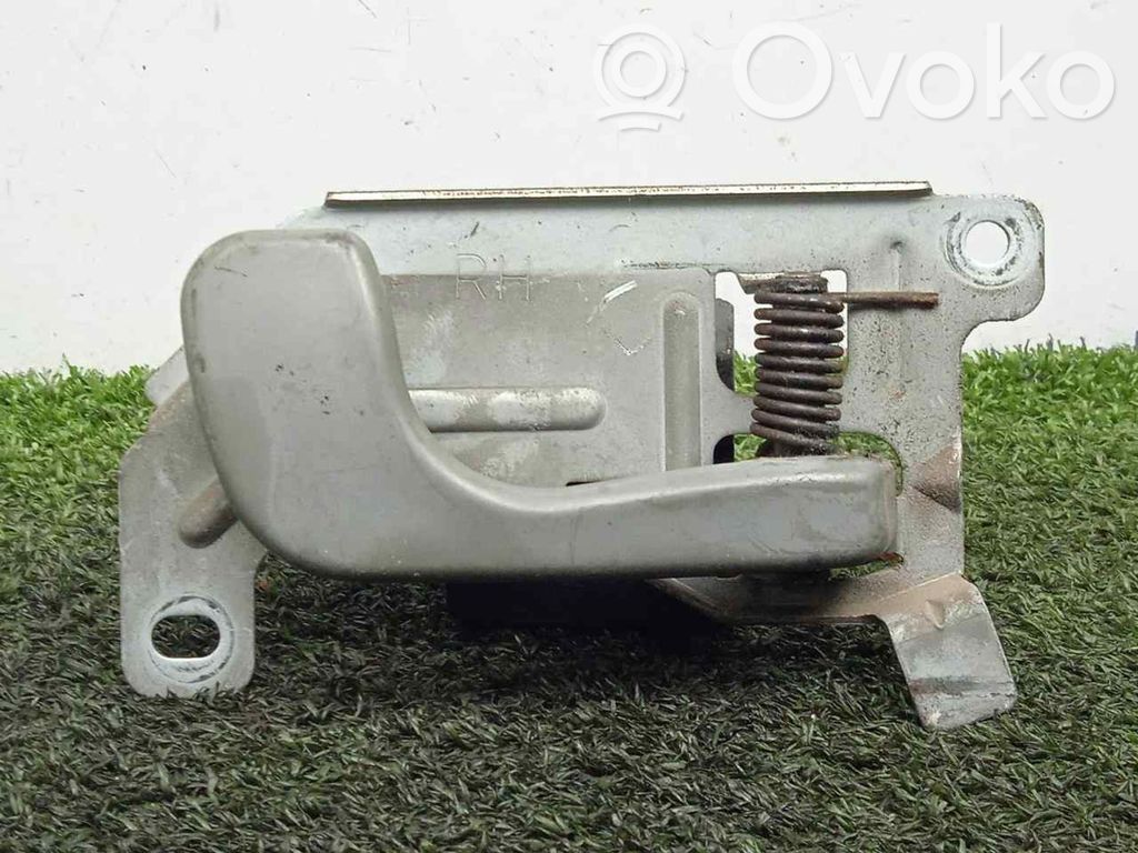 Manecilla interna puerta delantera   SINREFERENCIA