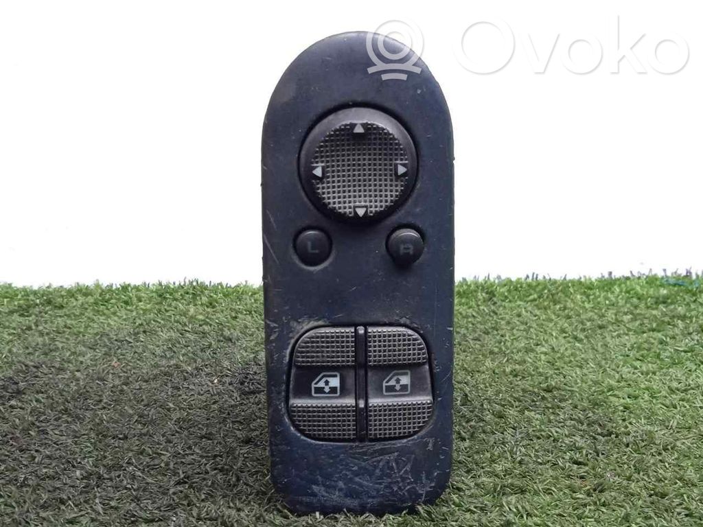 Przyciski szyb   SINREFERENCIA,2BOTONES,CONMANDORETROVISOR