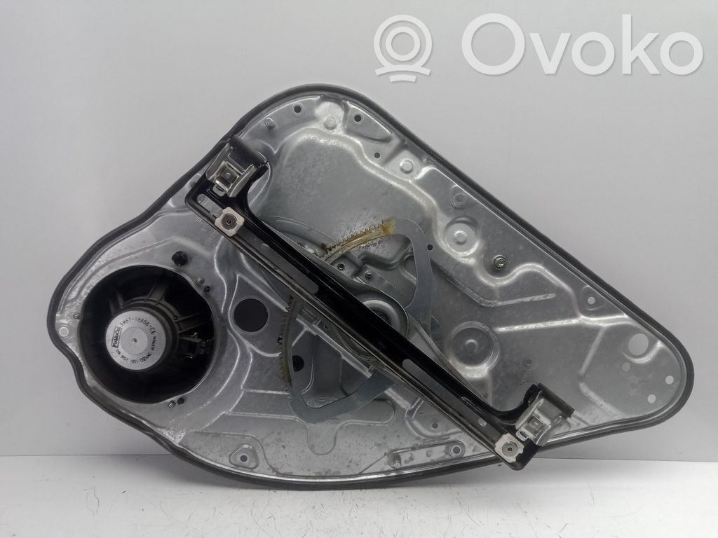 Ford Kuga I Rear window lifting mechanism without motor 