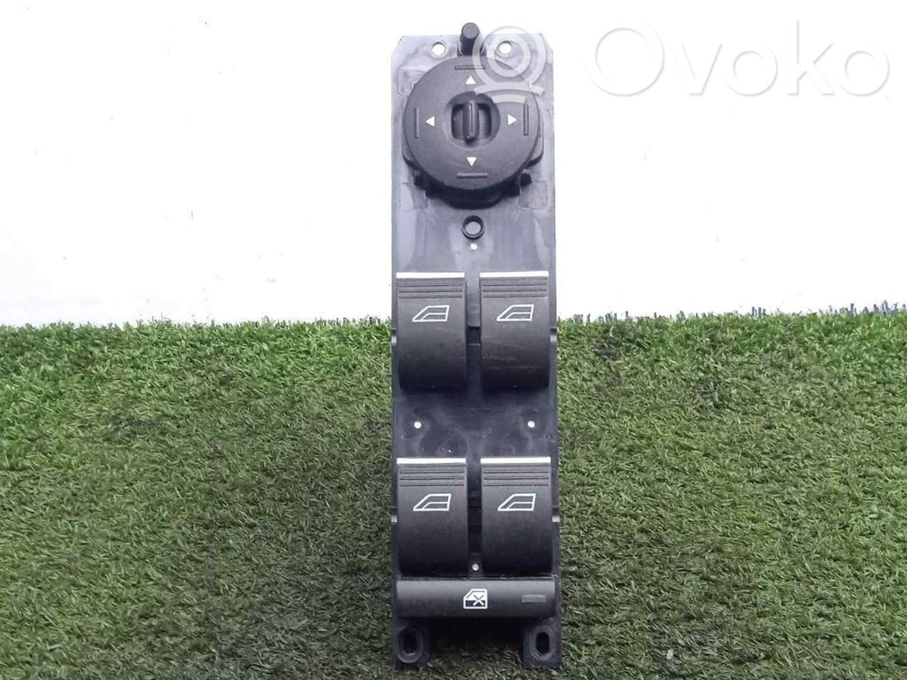 Interruptor del elevalunas eléctrico   4BOTONES
