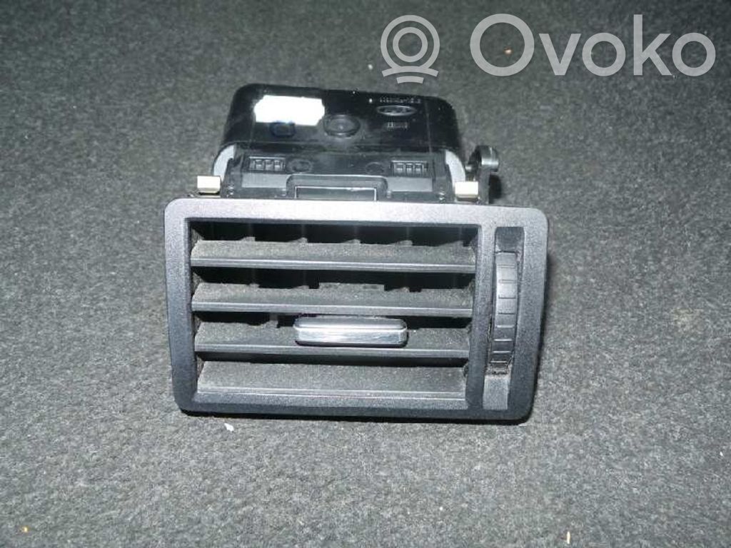Ford Focus Griglia di ventilazione centrale cruscotto