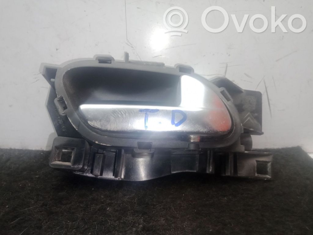Manecilla interna puerta trasera   96555516VV