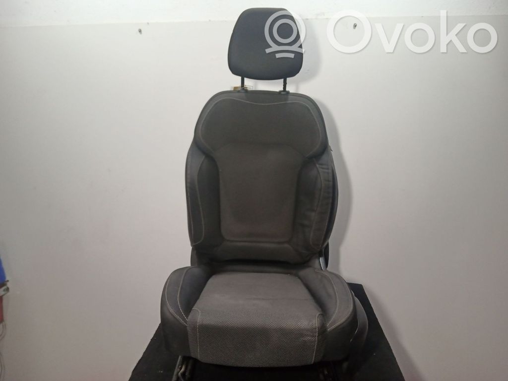 Front driver seat   NOTIENE