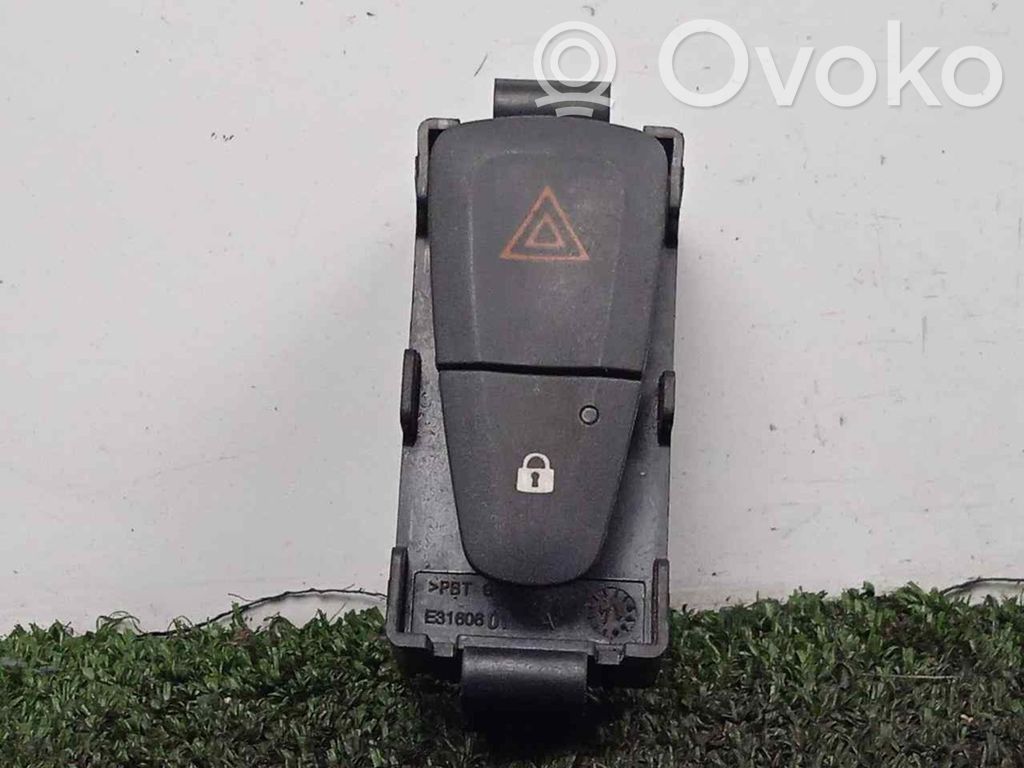 Renault Megane III Interruttore luci di emergenza