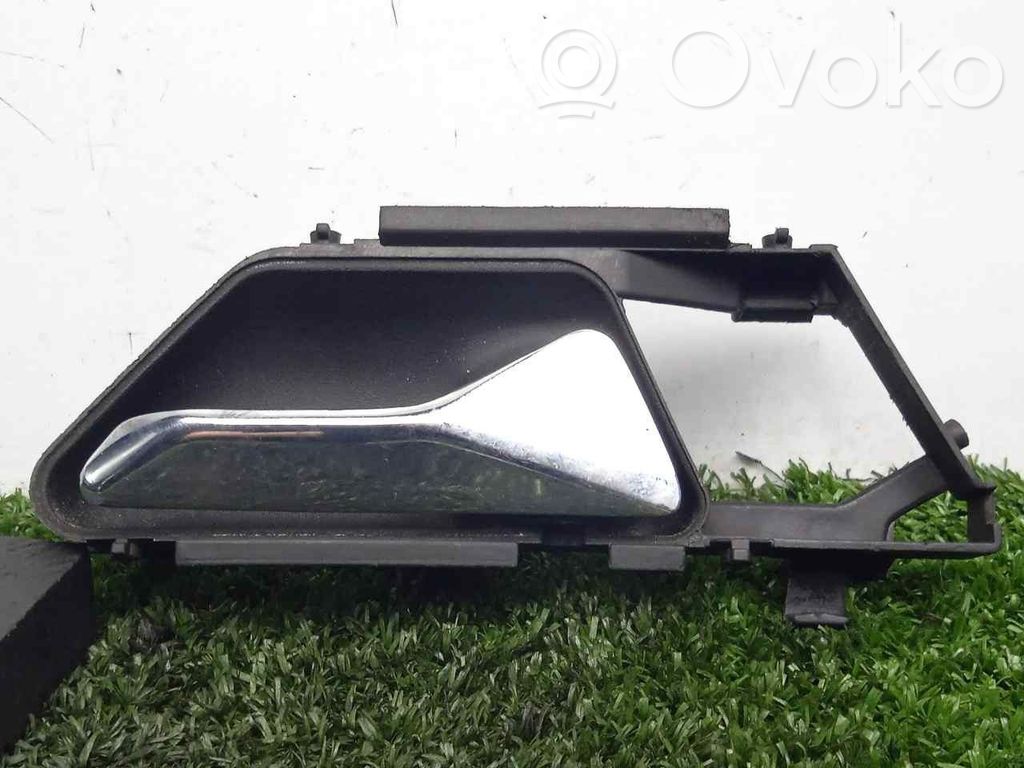 Mercedes-Benz E W124 Manecilla interna puerta delantera 