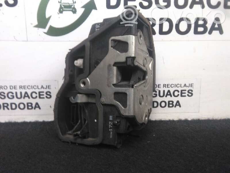 Rear door lock   7036172,4PUERTAS,ELECTRICA7PIN