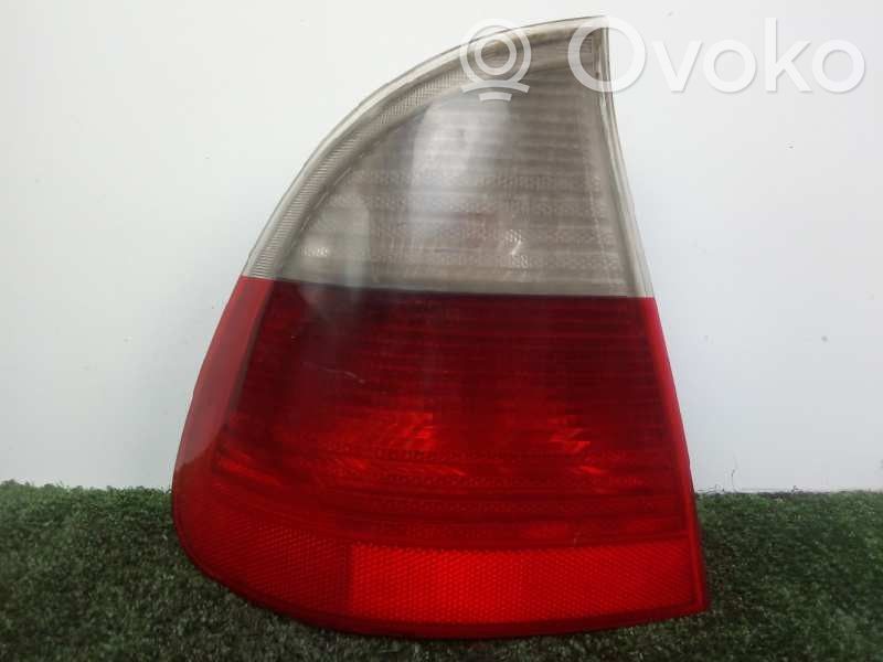 Rear/tail lights   9801EXTERIOR,BLANCO