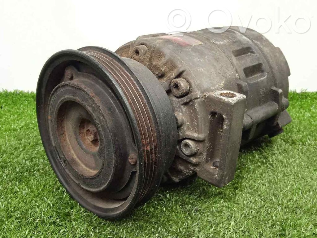 BMW 5 E39 Air conditioning (A/C) compressor (pump) 