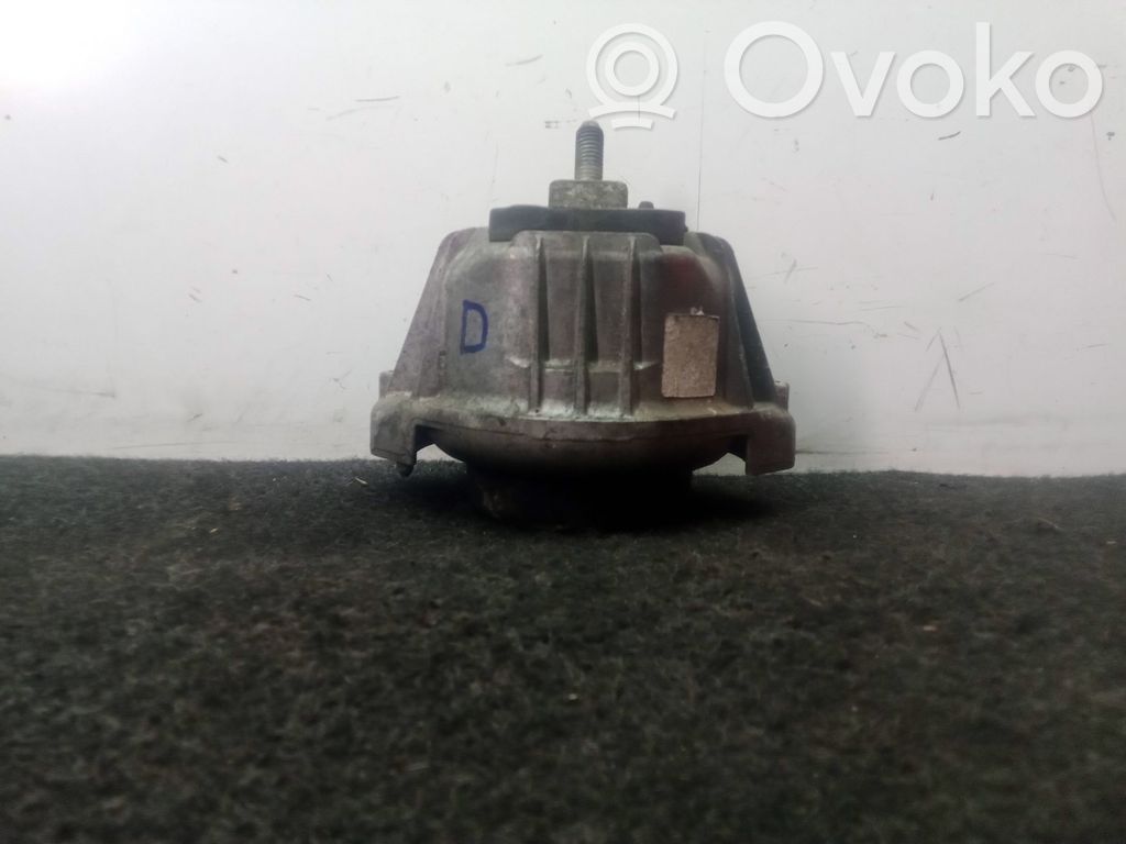 Support de moteur, coussinet   13981112GE