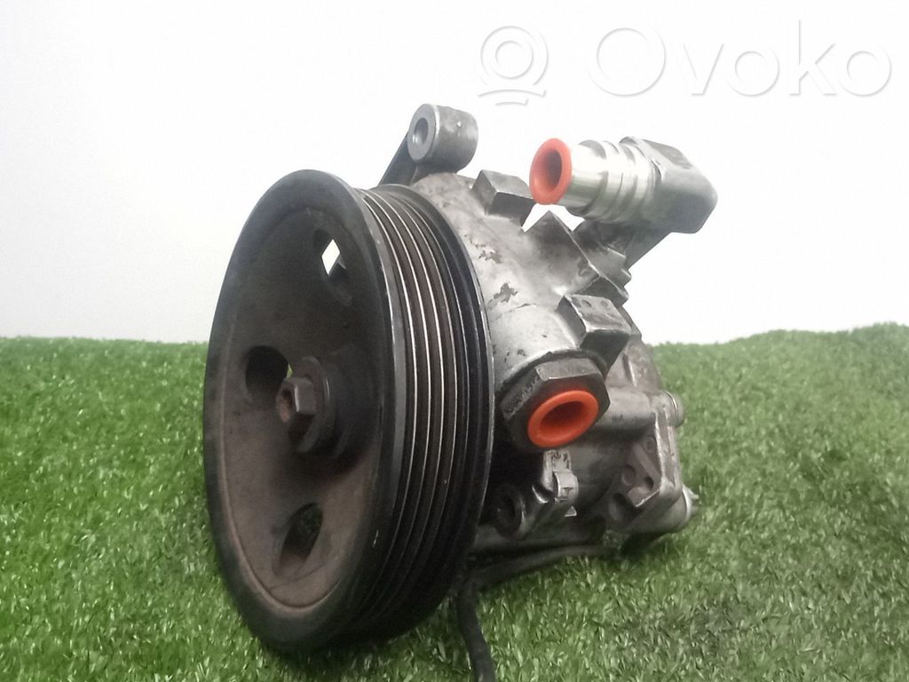 Mercedes-Benz Sprinter W901 W902 W903 W904 Power steering pump 