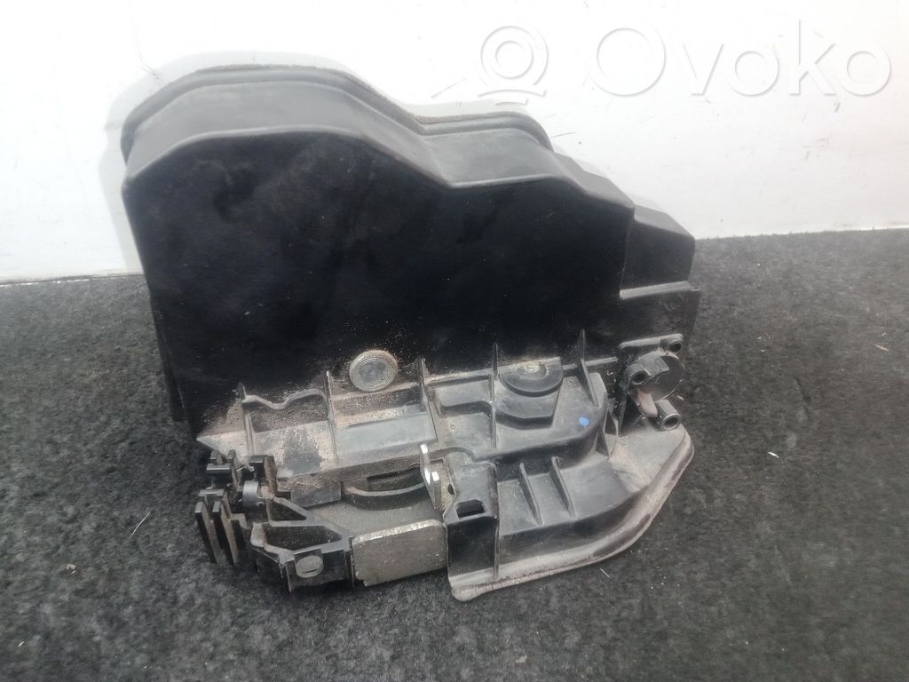 Cerradura de puerta trasera   7167075,5PINES