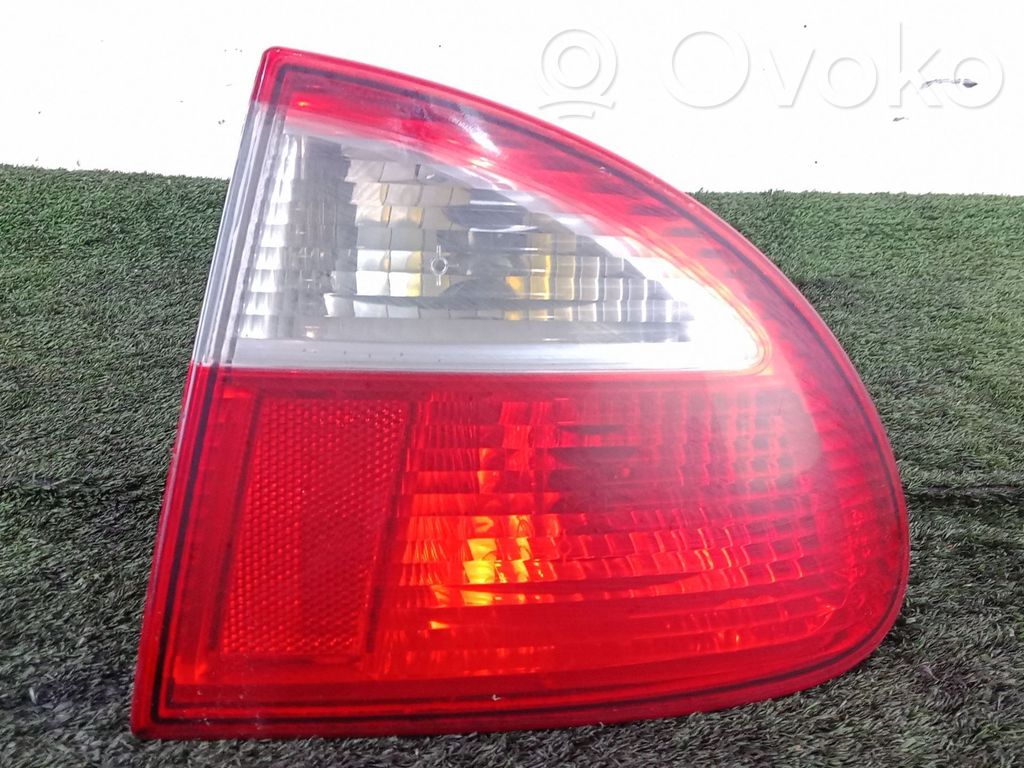 Rear/tail lights