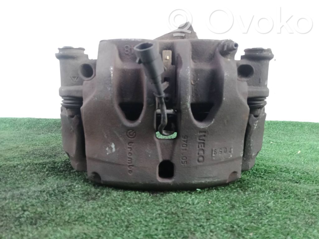 Zacisk hamulcowy przedni   SINREFERENCIA,BREMBO