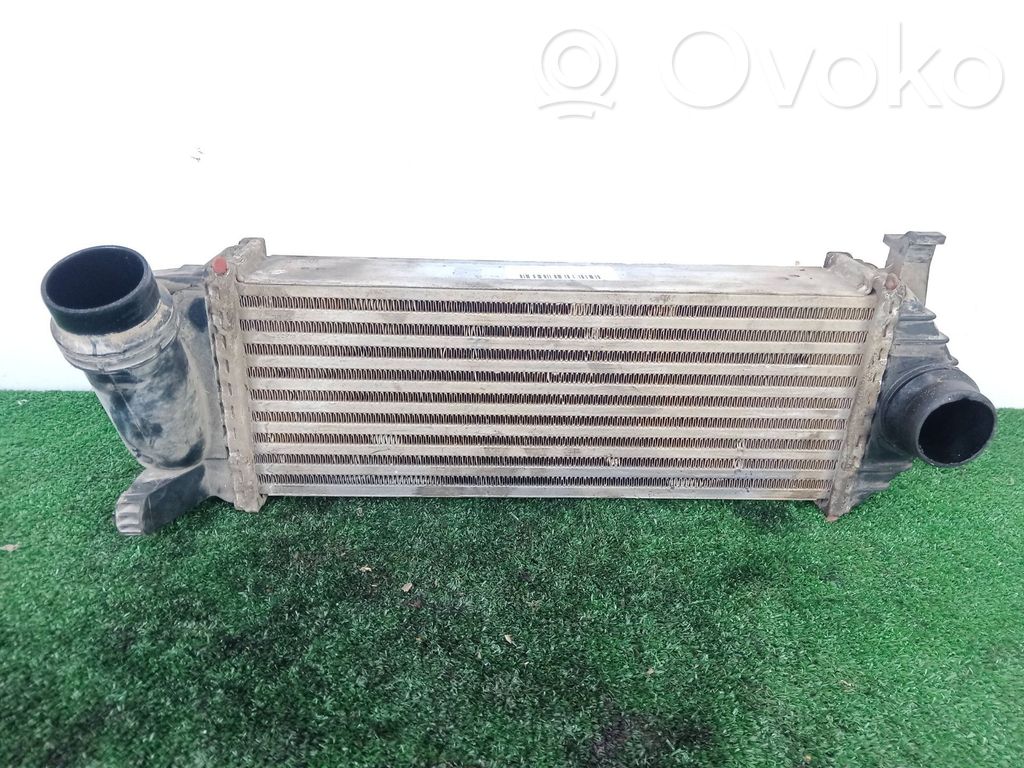 Chłodnica powietrza doładowującego / Intercooler   376X142X64MM,BEHR