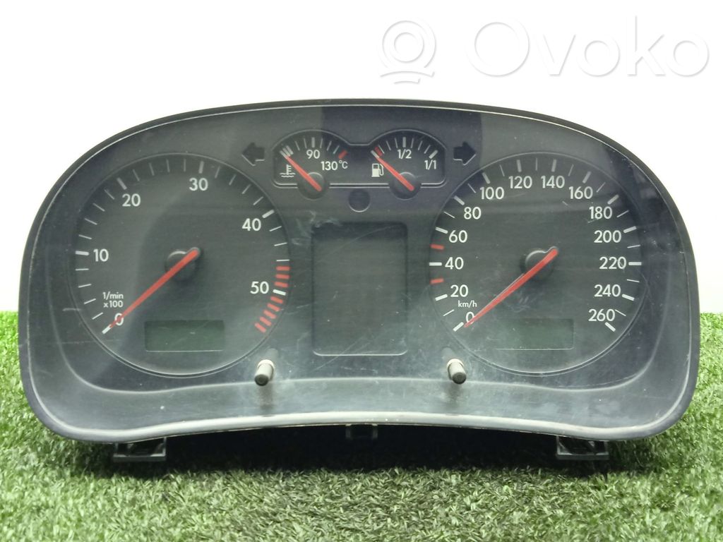 Volkswagen Golf SportWagen Tachimetro (quadro strumenti) 