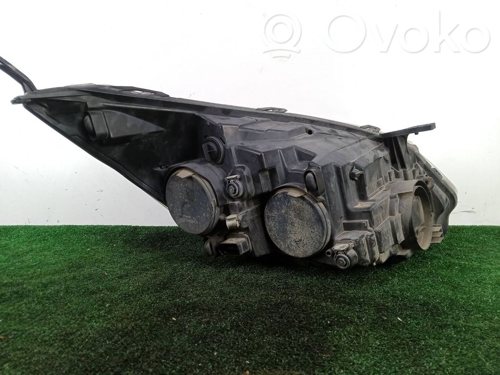 Headlight/headlamp   BK2113W030