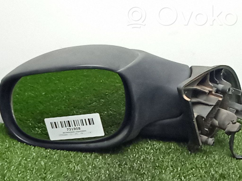 Citroen C3 Front door electric wing mirror 