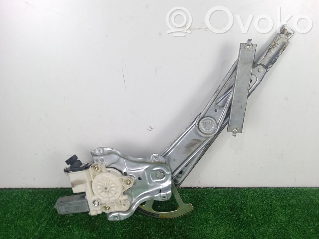 Toyota Corolla E120 E130 Mechaninis priekinio lango pakėlimo mechanizmas 