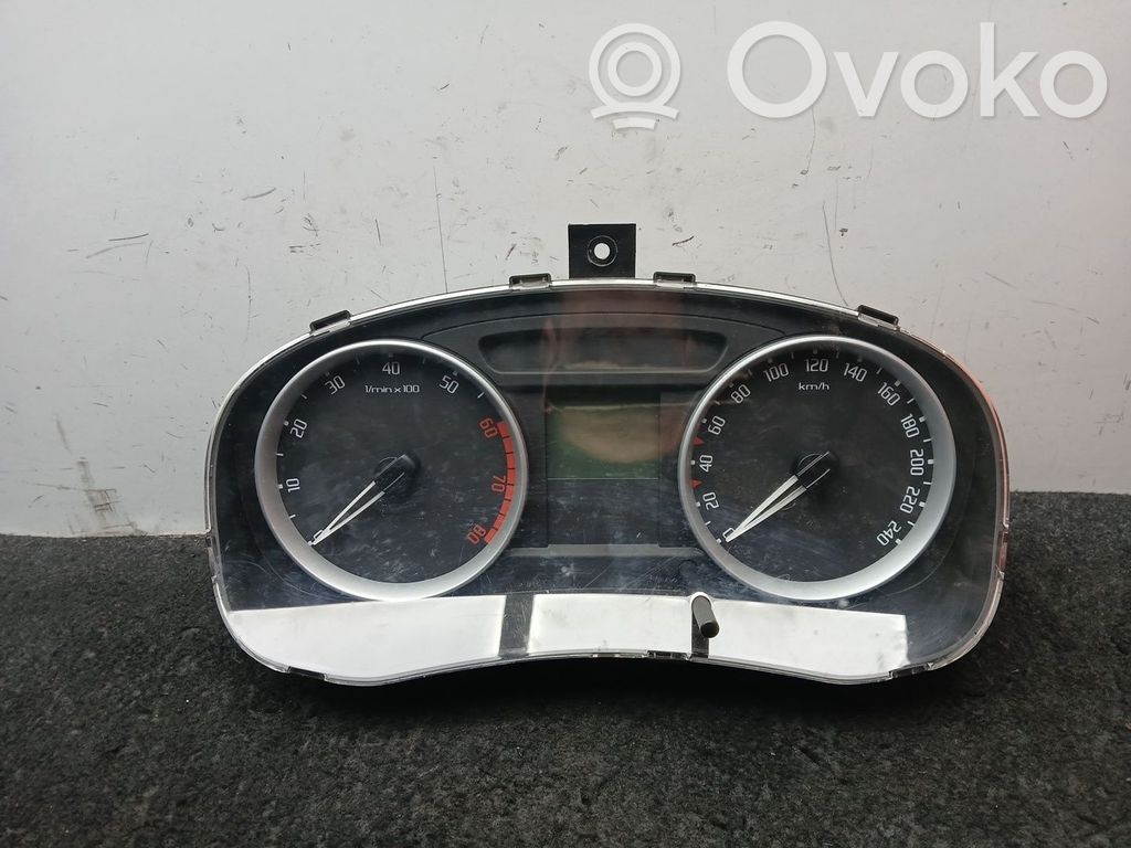 Skoda Fabia Mk1 (6Y) Nopeusmittari (mittaristo) 