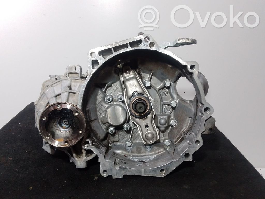 Volkswagen Touran I 5 Gang Schaltgetriebe 