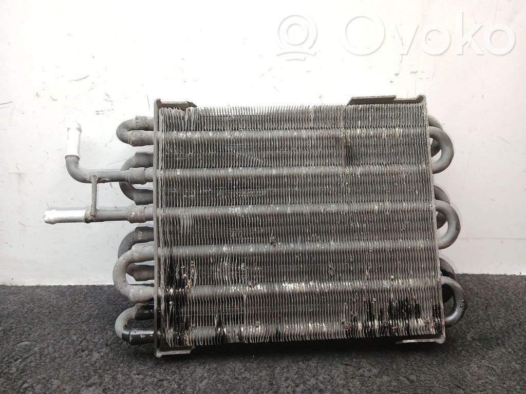 Mercedes-Benz C W203 Radiador del refrigerante 