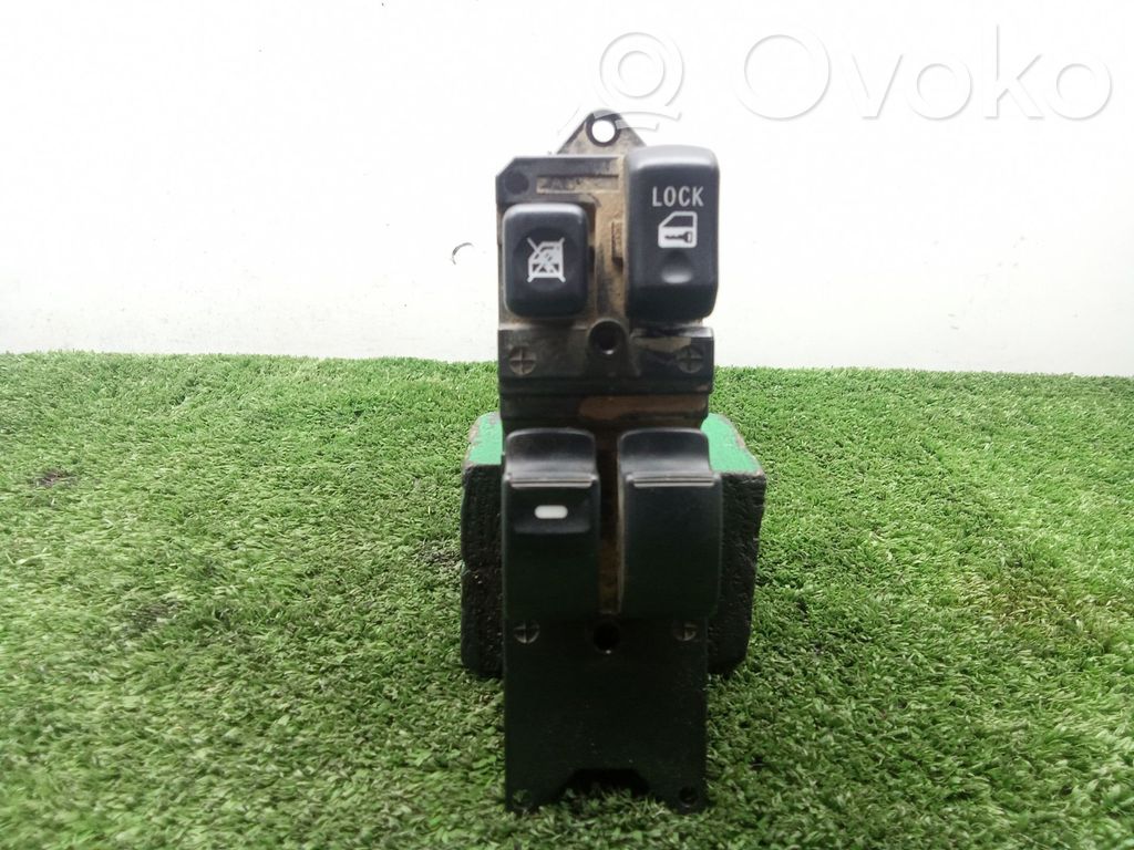 Mitsubishi Montero Interruptor del elevalunas eléctrico