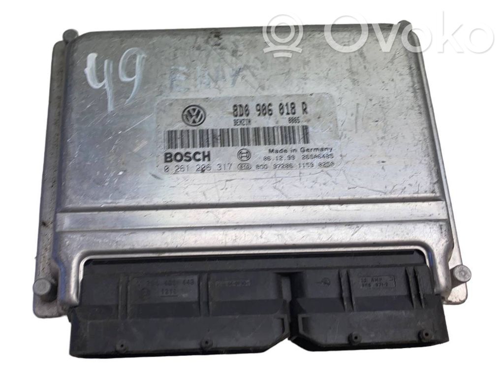 Volkswagen PASSAT B5 Engine control unit/module 