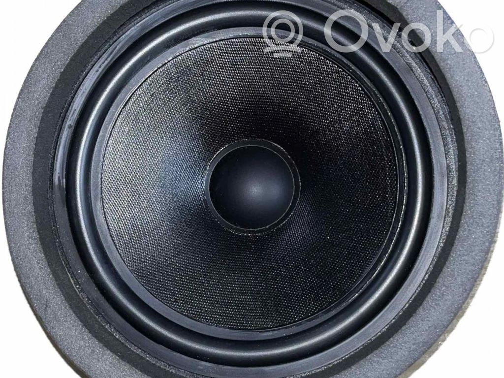 Enceinte de porte arrière   6513838058305,838058305,2752555559,4910430714,838058305