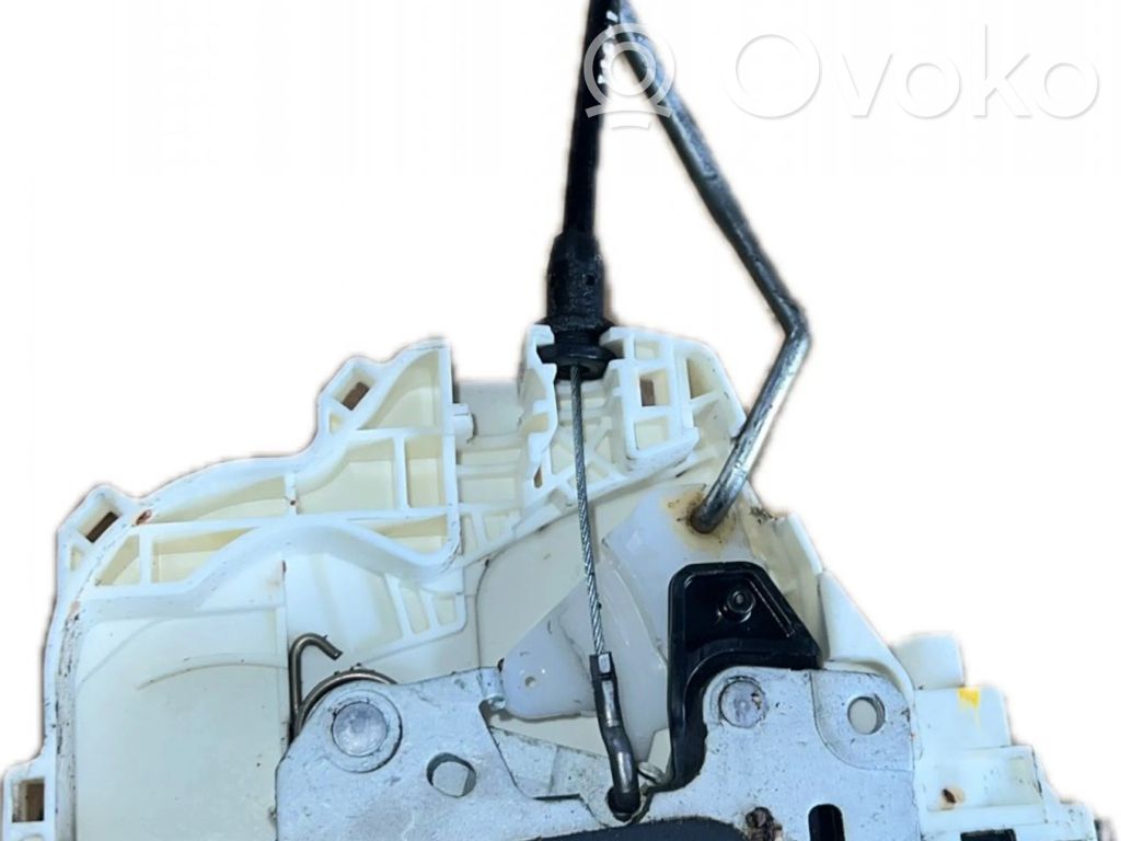 Jeep Grand Cherokee Front door lock 