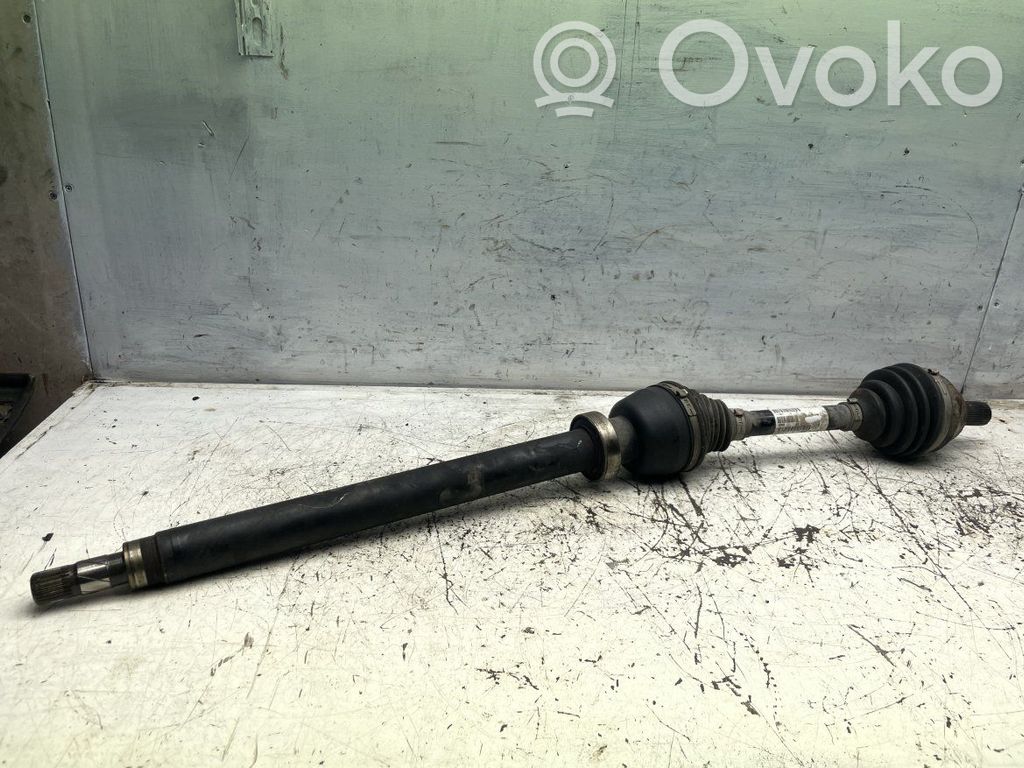 Volvo S60 Priekinis pusašis 