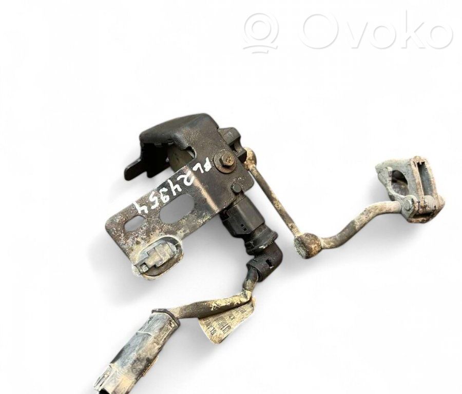 Peugeot 508 Air suspension front height level sensor 