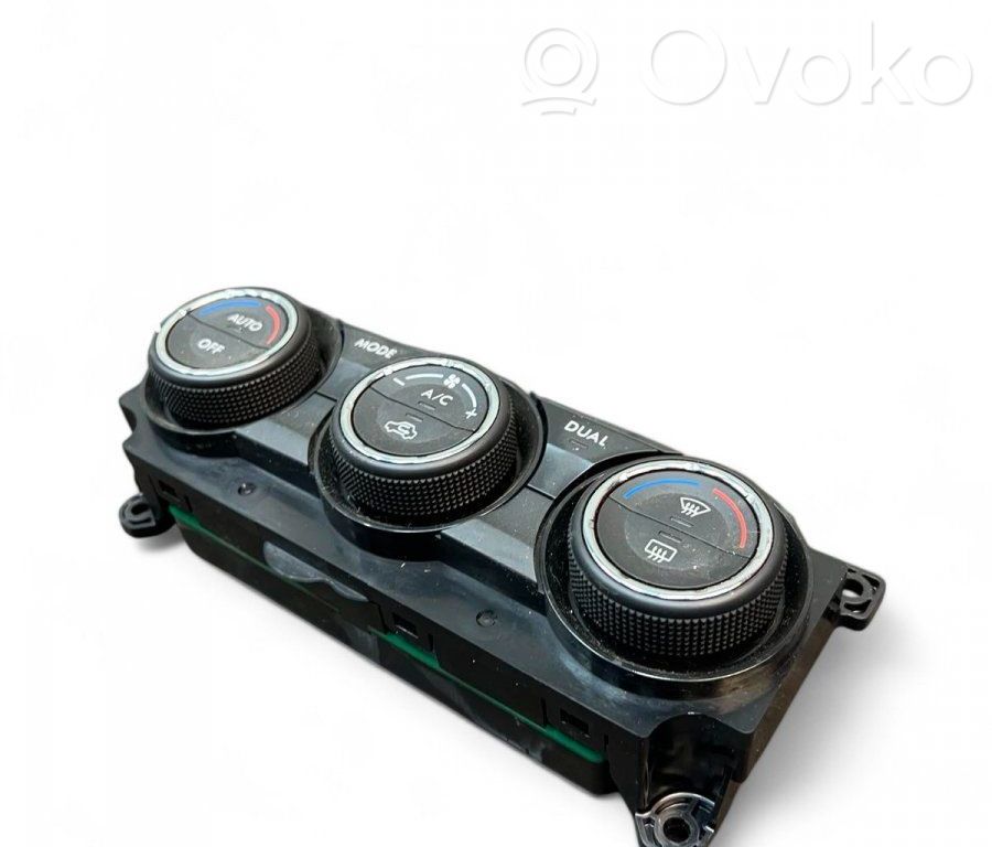 Subaru XV Climate control unit 