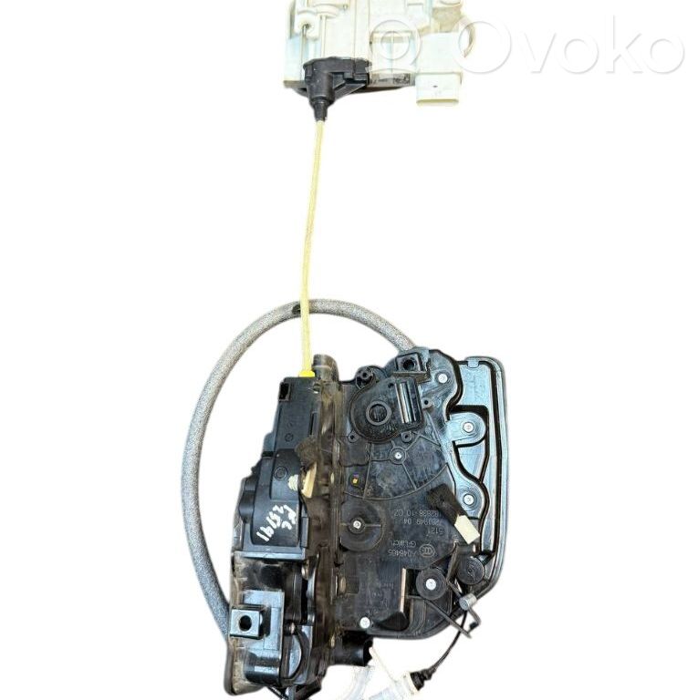 BMW X5 F15 Zamek drzwi przednich 