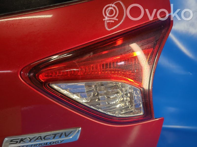Mazda CX-5 Takatavaratilan sisävalo 