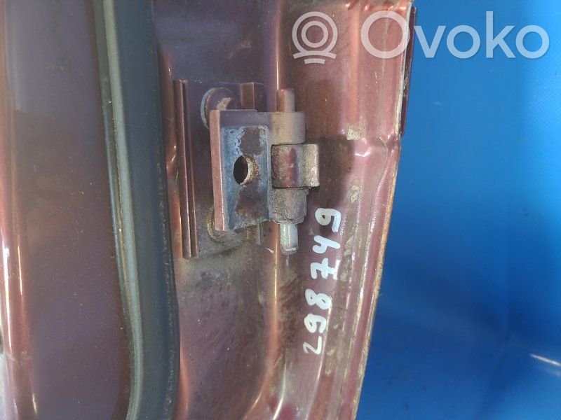 Volvo XC70 Front door lower hinge 