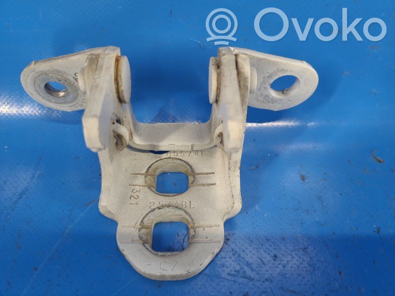 Chrysler 200 Front door hinge set 