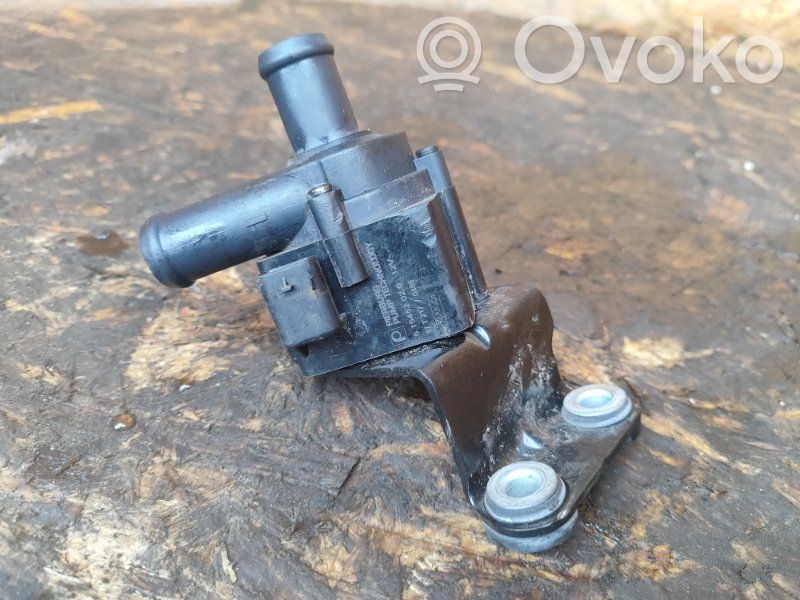 Electric auxiliary coolant/water pump   DS7G8C419CB