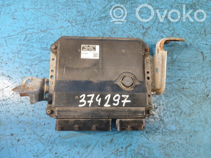 Toyota Prius (XW30) Engine control unit/module 