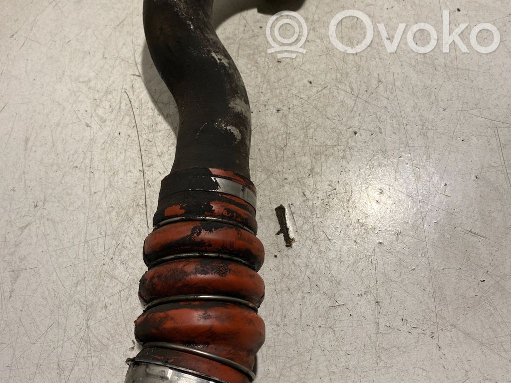 Intercooler hose/pipe