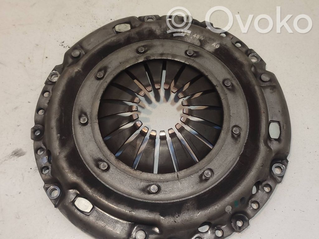 Volkswagen PASSAT B7 Pressure plate 