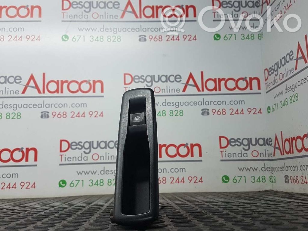 Interruptor del elevalunas eléctrico   829500004R