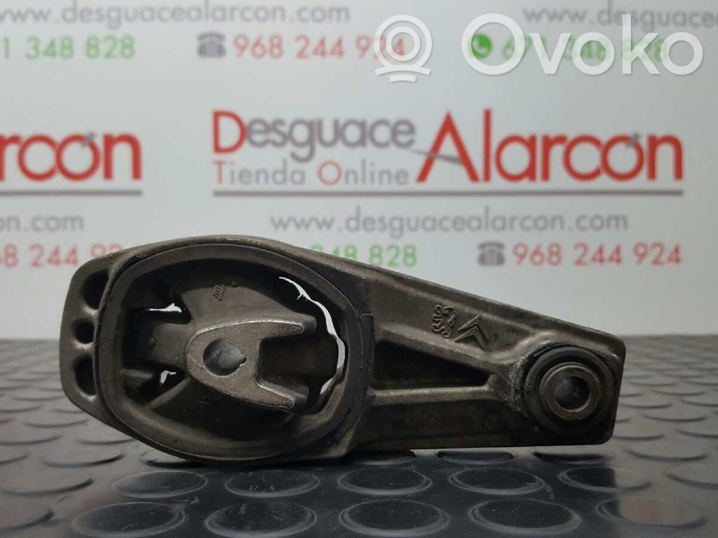 Peugeot 208 I Engine mount bracket 