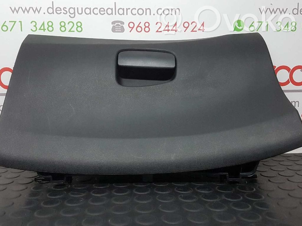Citroen C3 Kita salono detalė 