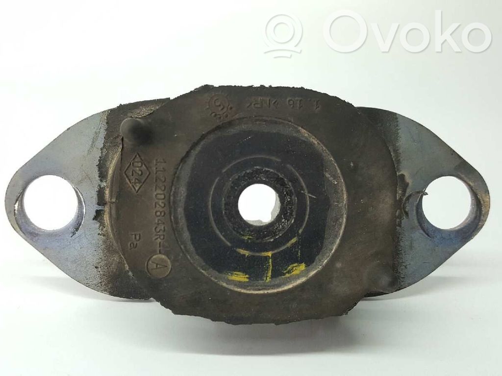 Renault Twingo II Engine mount bracket 